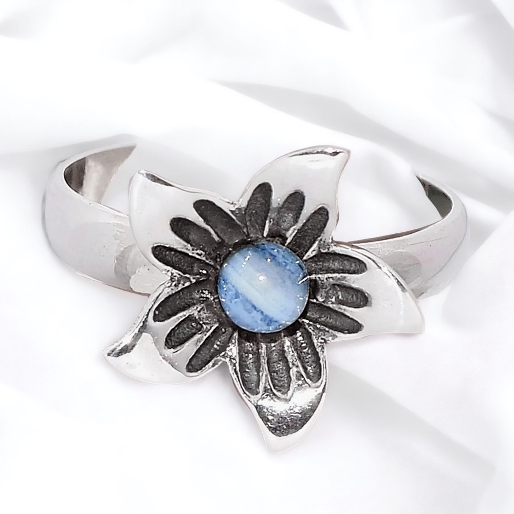 New Sterling Silver Blue Lace Agate Healing Crystal Flower Ring